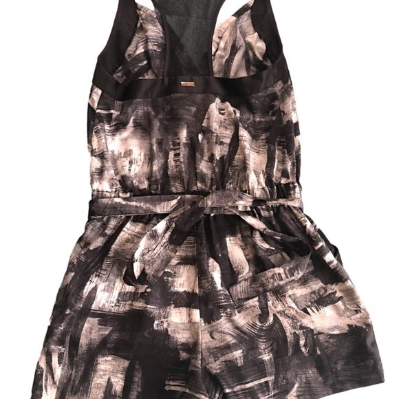 Guess Romper Size Small - Picture 8 of 8